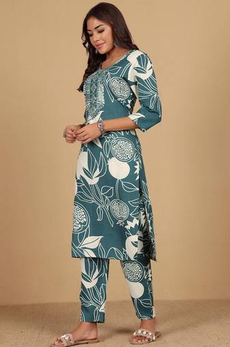 Floral Printed Round Neck Thread Work Straight Kurta With Trousers
