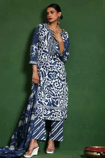 Women Printed Regular Thread Work Pure Cotton Kurta with Trousers & With Dupatta