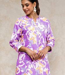 Women Floral Printed Regular Kurti with Trousers