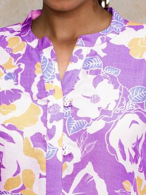 Women Floral Printed Regular Kurti with Trousers 4