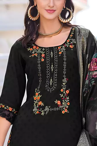 Women Floral Embroidered Regular Thread Work Kurta with Trousers & With Dupatta