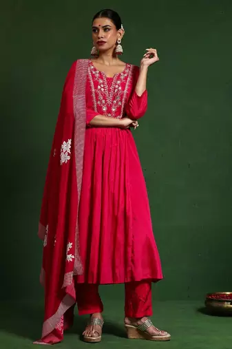 Floral Embroidered Thread Work Notch Neck A-Line Kurta With Trousers And Dupatta