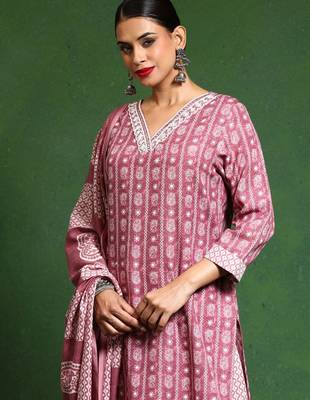 Women Printed Regular Kurta with Trousers & With Dupatta 2