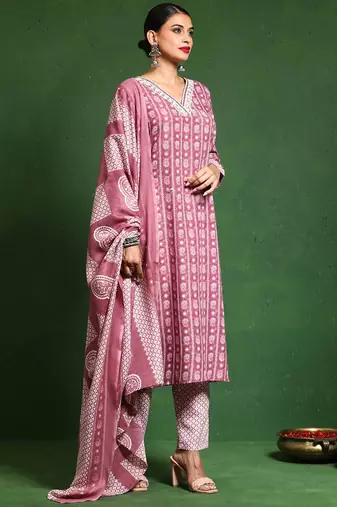 Women Printed Regular Kurta with Trousers & With Dupatta