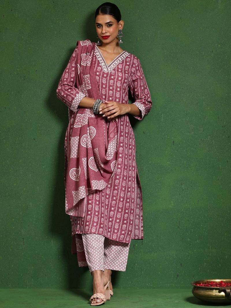 Women Printed Regular Kurta with Trousers & With Dupatta