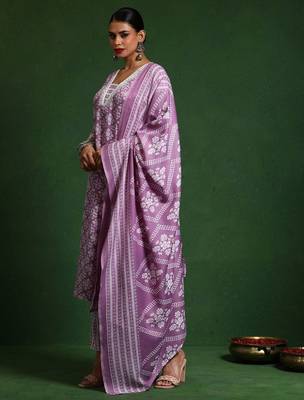 Women Ethnic Motifs Printed Regular Kurta with Trousers & With Dupatta 5