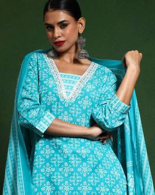 Women Printed Regular Kurta with Trousers & With Dupatta 2