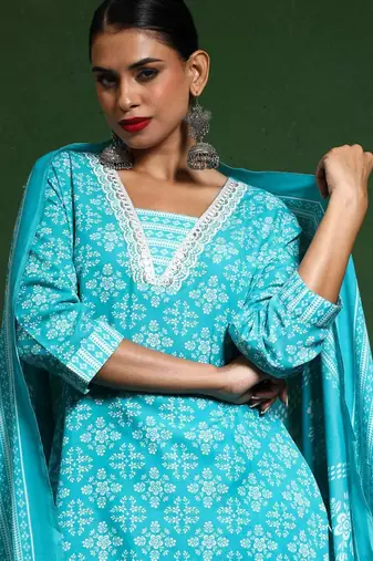 Women Printed Regular Kurta with Trousers & With Dupatta