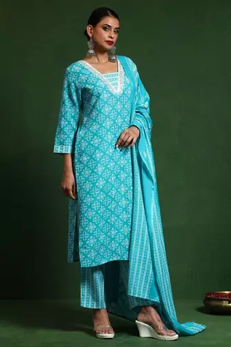 Women Printed Regular Kurta with Trousers & With Dupatta