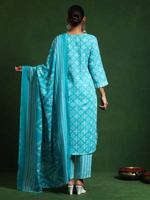 Women Printed Regular Kurta with Trousers & With Dupatta 5