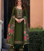 Floral Yoke Design Thread Work Straight Kurta With Trouser And Dupatta