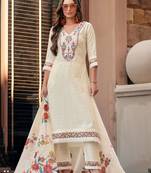 Women Floral Embroidered Regular Thread Work Kurta with Trousers & With Dupatta