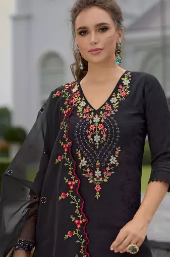 Floral Embroidered Thread Work Straight Kurta With Dhoti Pants & Dupatta