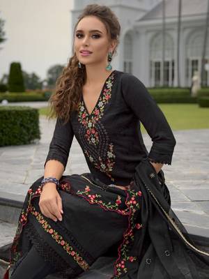 Floral Embroidered Thread Work Straight Kurta With Dhoti Pants & Dupatta 3