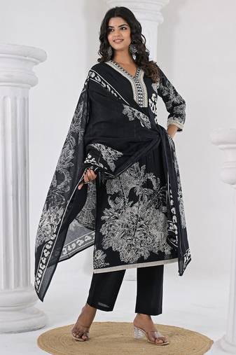 Women Floral Printed Regular Thread Work Pure Cotton Kurta with Trousers & With Dupatta