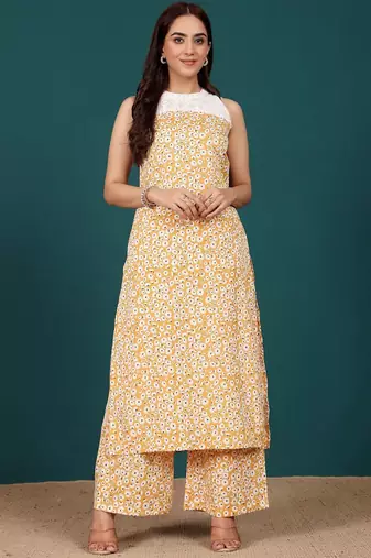 Women Floral Printed Regular Thread Work Kurta with Palazzos