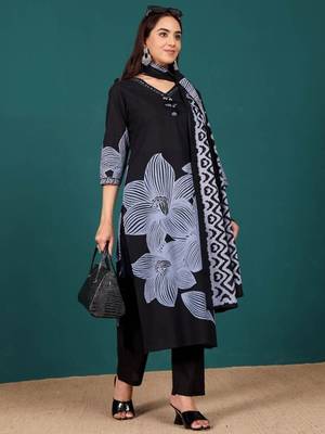 Women Ethnic Motifs Printed Regular Thread Work Kurta with Trousers & With Dupatta 2