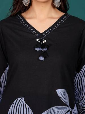 Women Ethnic Motifs Printed Regular Thread Work Kurta with Trousers & With Dupatta 4