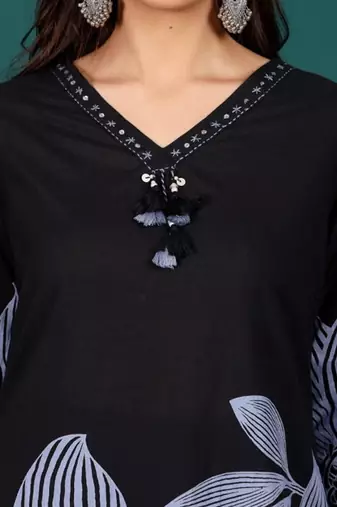 Women Ethnic Motifs Printed Regular Thread Work Kurta with Trousers & With Dupatta