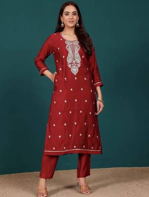 Women Floral Embroidered Regular Kurta with Trousers & With Dupatta 6