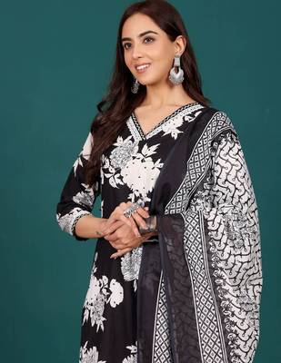Women Ethnic Motifs Printed Regular Pure Cotton Kurta with Trousers & With Dupatta 2