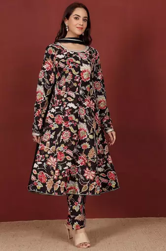 Floral Printed Thread Work Pure Cotton Kurta With Trousers & Dupatta
