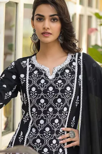 Floral Embroidered Notch Neck Pure Cotton Kurta With Trousers & Dupatta