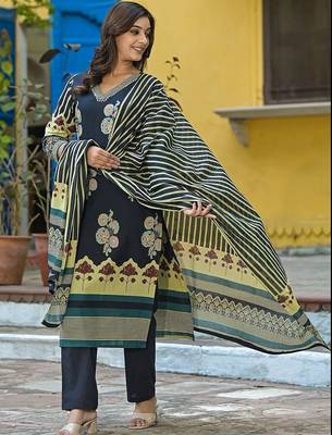 Women Printed Regular Gotta Patti Pure Cotton Kurta with Trousers & With Dupatta 3