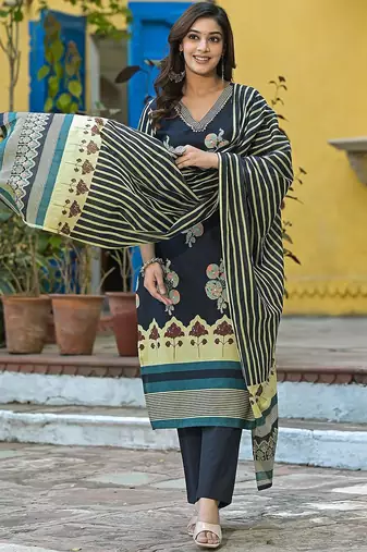 Women Printed Regular Gotta Patti Pure Cotton Kurta with Trousers & With Dupatta
