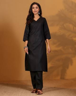 V-Neck Straight Kurta With Trousers And Dupatta 5