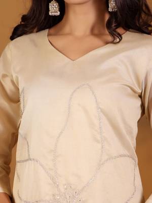 Women Ethnic Motifs Embroidered Regular Kurta with Trousers & With Dupatta 2