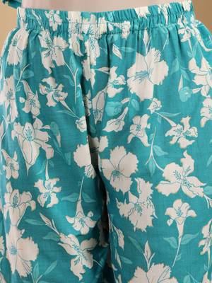 Floral Printed V-Neck Straight Kurta With Trousers And Dupatta 3