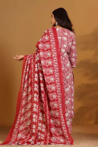 Floral Printed Notch Neck Kurta With Trousers & Dupatta