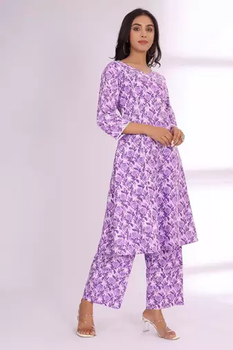 Lavender Floral Printed V-Neck Thread Work Kurta with Trousers