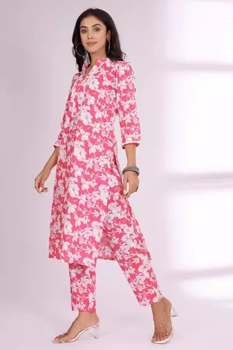 Pink Floral Printed Mandarin Collar Pure Cotton Kurta with Trousers