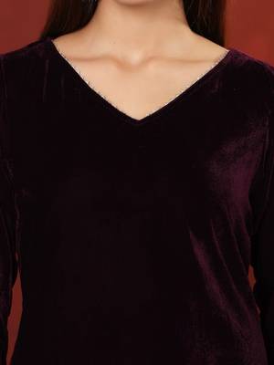 V-Neck Velvet Straight Kurta With Trousers And Dupatta 3