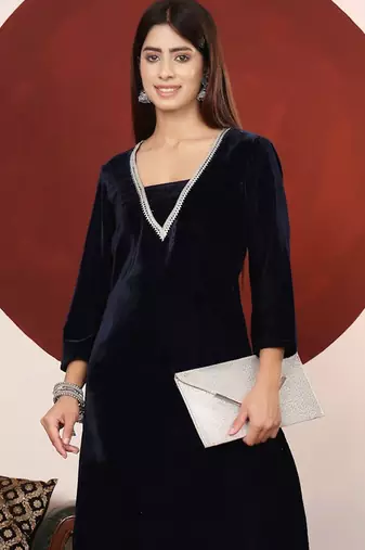 Gotta Patti V-Neck Velvet Straight Kurta With Trousers
