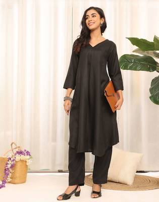 Black V-Neck Panelled A-Line Kurta With Trouser 1