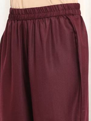 Violet Square Neck Sleeveless Straight Kurta With Trouser 5