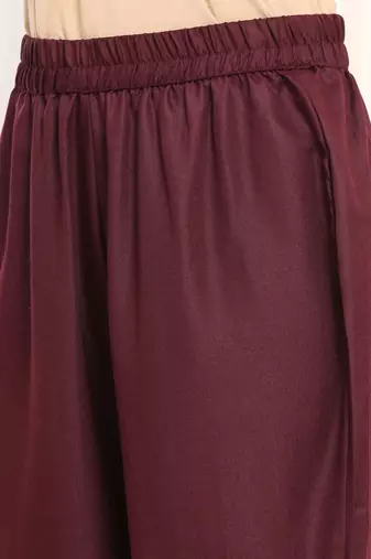 Violet Square Neck Sleeveless Straight Kurta With Trouser