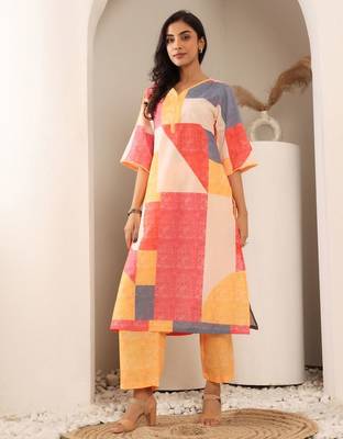 Geometric Printed Notch Neck Straight Kurta With Trouser 5