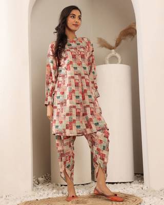 Abstract Printed Mandarin Collar Cuff Sleeves Kurta With Dhoti Pants 4