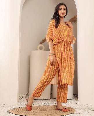 Floral Printed V-Neck Pure Cotton Kaftan Kurta With Trouser 5