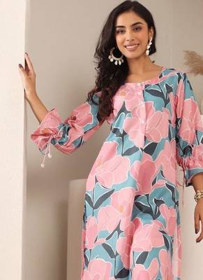 Floral Printed Bell Sleeves Straight Kurta With Trouser 1