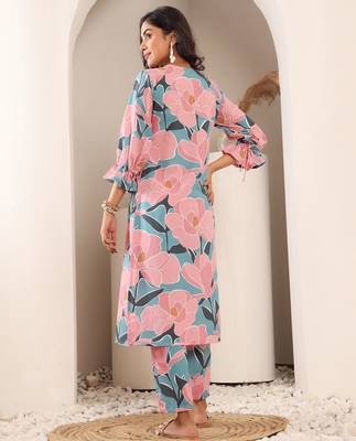 Floral Printed Bell Sleeves Straight Kurta With Trouser 2