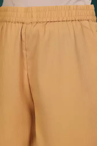 Floral Printed V-Neck Empire Straight Kurta With Trouser