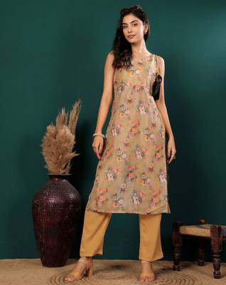 Floral Printed V-Neck Empire Straight Kurta With Trouser 6