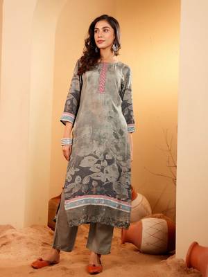 Floral Printed Thread Work Round Neck A-Line Kurta With Trousers And Dupatta 2