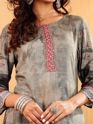 Floral Printed Thread Work Round Neck A-Line Kurta With Trousers And Dupatta 3