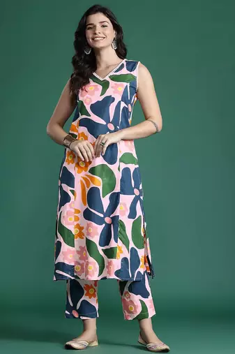 Floral Printed Panelled Pure Cotton Kurta with Trousers